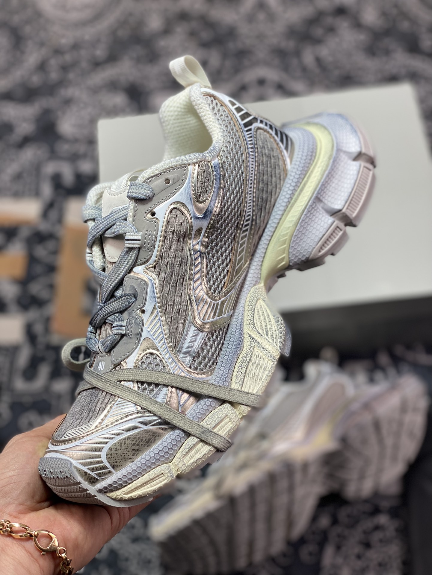 470  BALENCIAGA 3XL Sneakers 3+系列低帮复古阔型慢跑鞋“网织炫彩白银玫瑰金”734734 W3BR5 0208