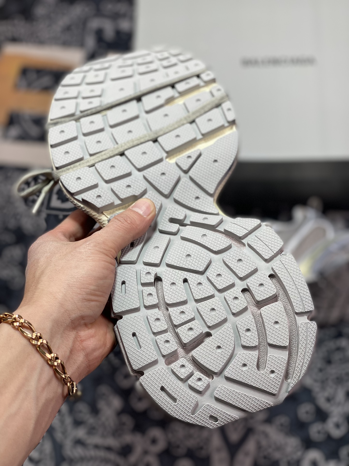 470  BALENCIAGA 3XL Sneakers 3+系列低帮复古阔型慢跑鞋“网织炫彩白银玫瑰金”734734 W3BR5 0208