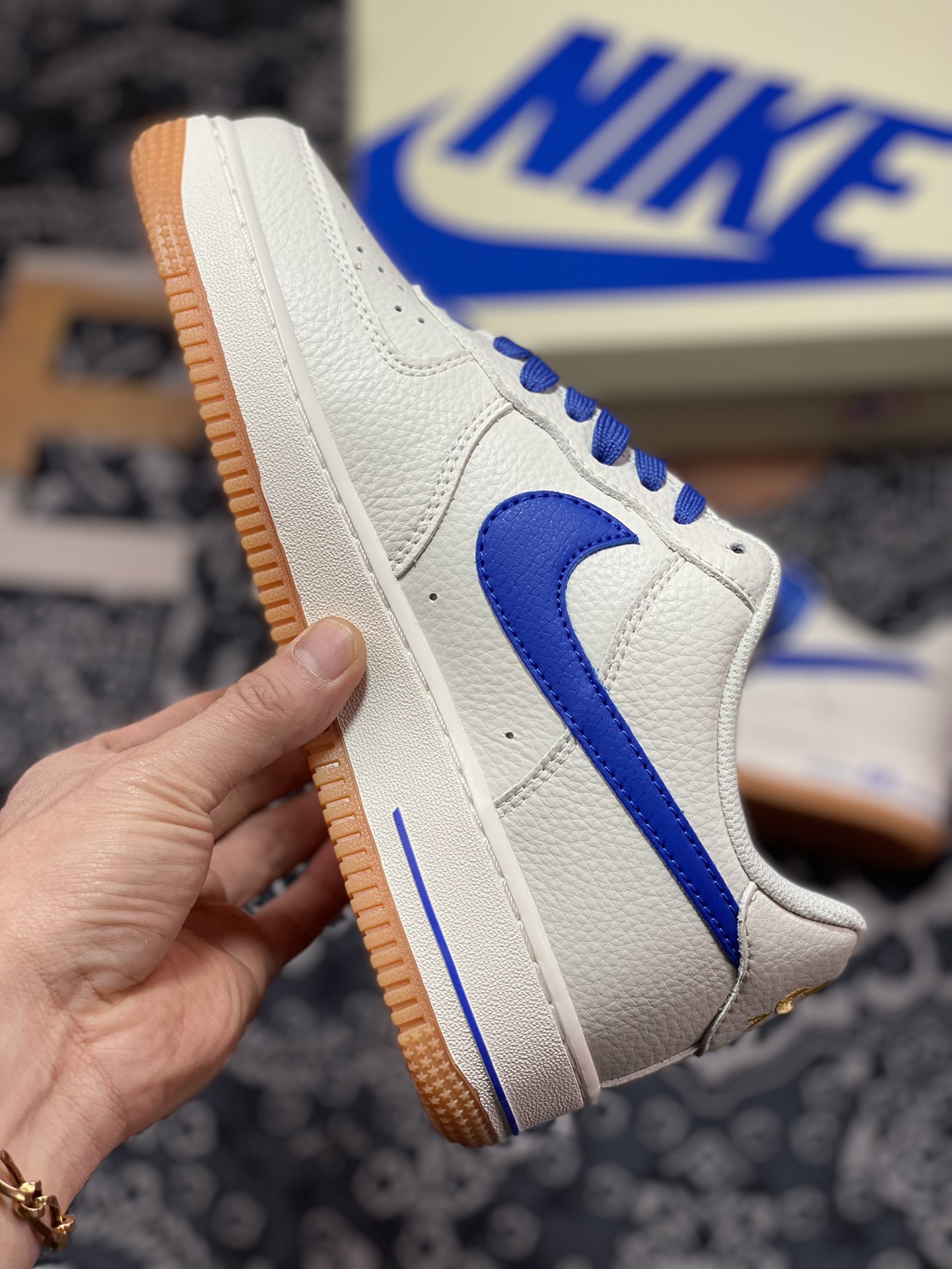 240 Nike Air Force 1’07 Low”White/Blue/Gum”空军一号经典低帮板鞋“皮革白宝蓝生胶底”NN0613-011