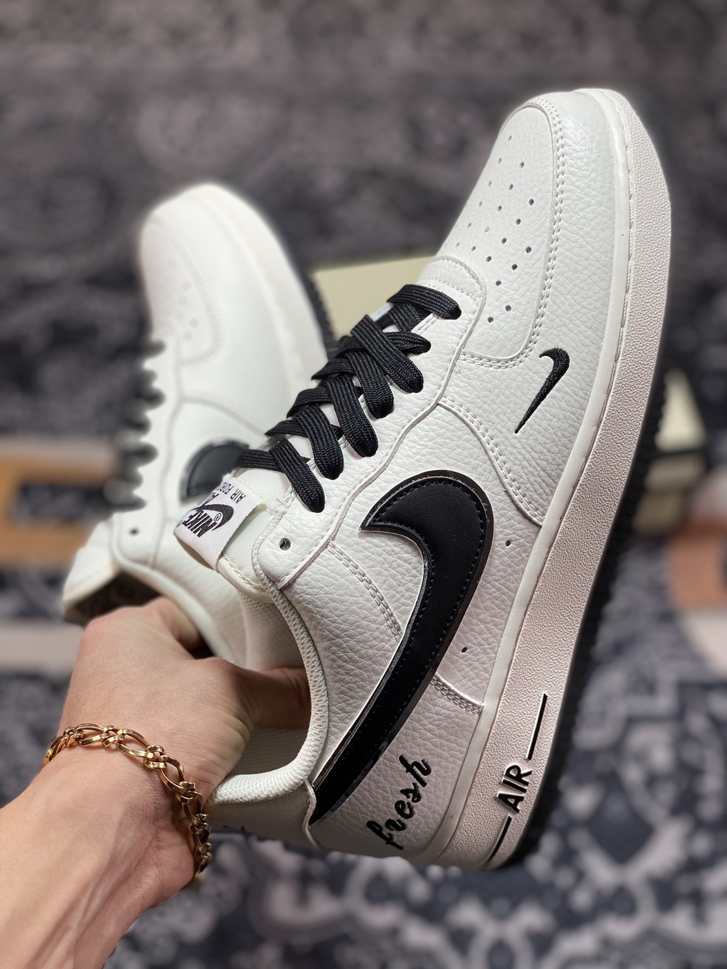 260 Nike Air Force 1’07 Low”White/Silver/Black”空军一号板鞋“皮革白银黑小钩”BM1996-022