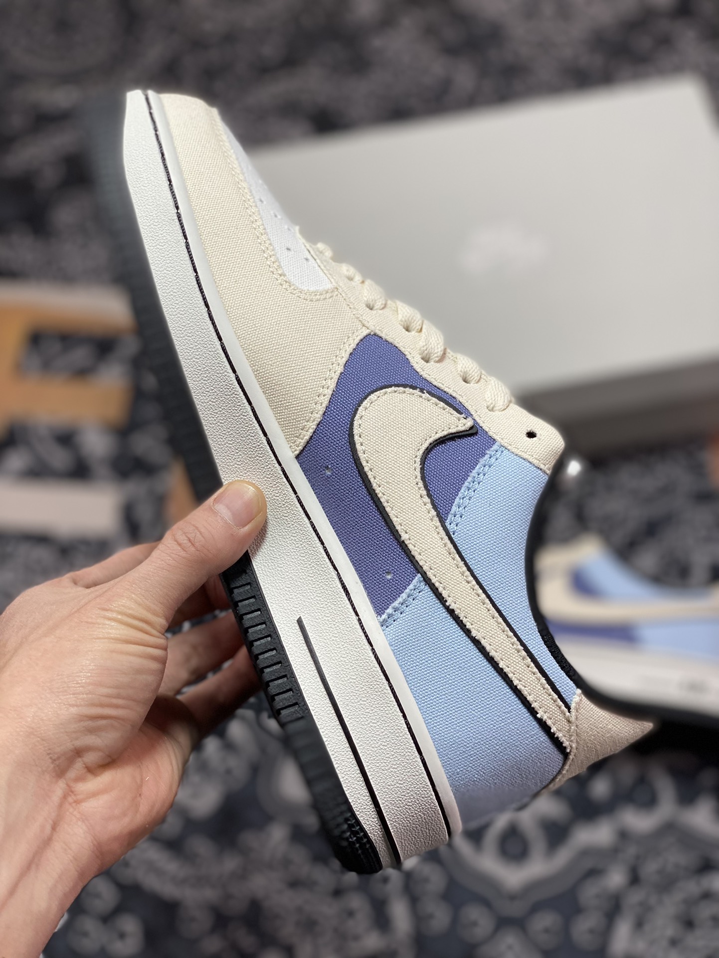 200 Otomo Katsuhiro x Nike Air Force 1’07 LV8 Low”Steamboy OST”空军一号板鞋“帆布浅灰牛仔蓝黑马”315122-663