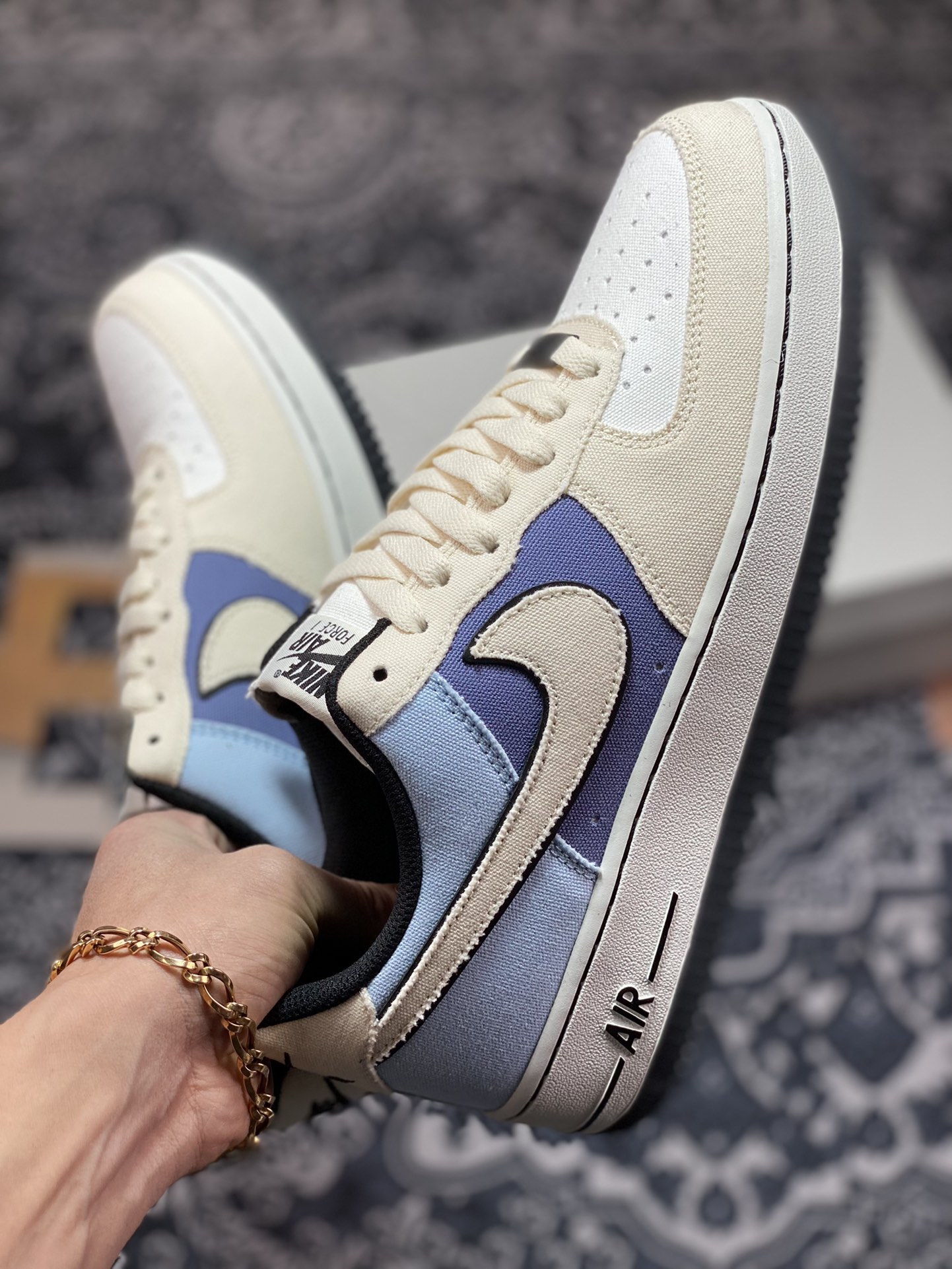200 Otomo Katsuhiro x Nike Air Force 1’07 LV8 Low”Steamboy OST”空军一号板鞋“帆布浅灰牛仔蓝黑马”315122-663