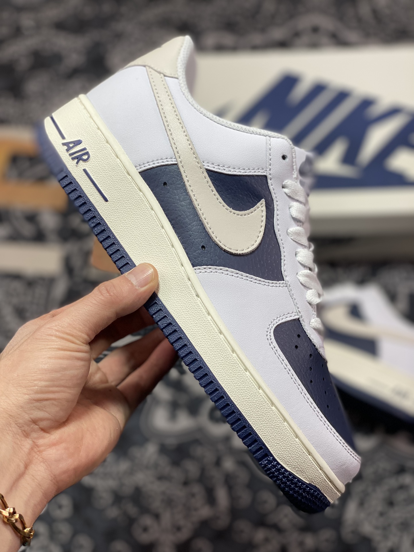 220 Nike By You Air Force 1'07 Low Retro SP空军一号低帮板鞋“皮革白海军蓝小旧金山”DE0099-002
