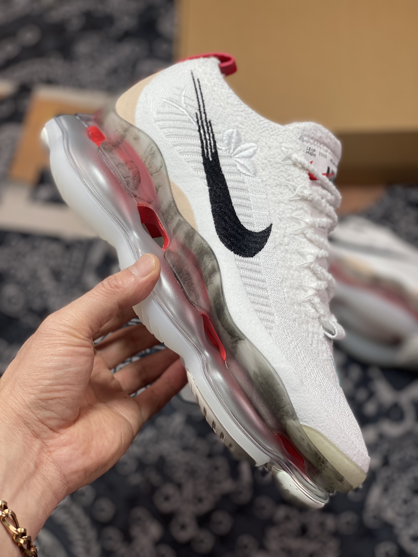 280 Nike Air Max Scorpion Flyknit”Leap High”天蝎座系列慢跑鞋“针织白红黑刺绣”FD4319-101