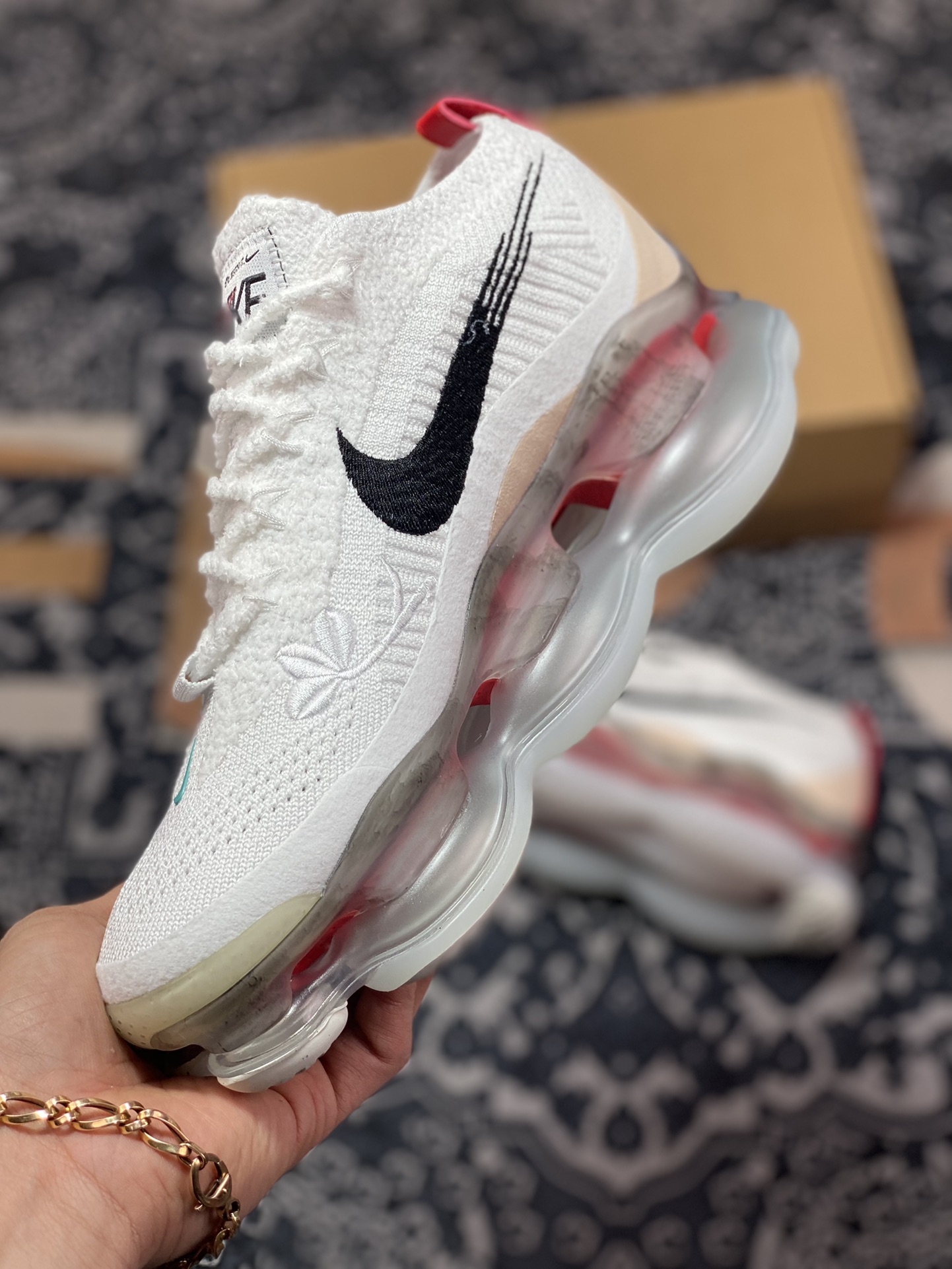 280 Nike Air Max Scorpion Flyknit”Leap High”天蝎座系列慢跑鞋“针织白红黑刺绣”FD4319-101
