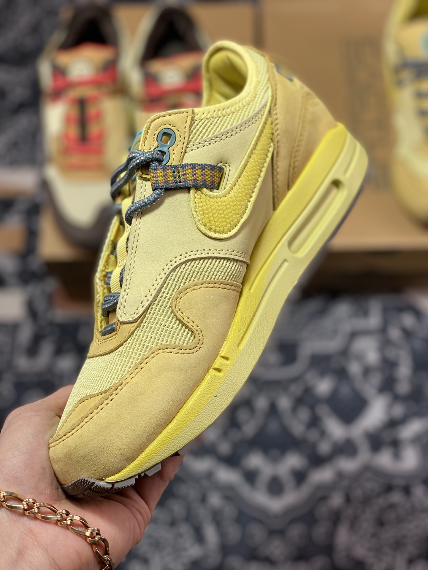 300 Travis Scott x Nike Air Max 1”Wheat/Lemon”改版款低帮慢跑鞋“柠檬黄做旧倒钩”DO9392-700