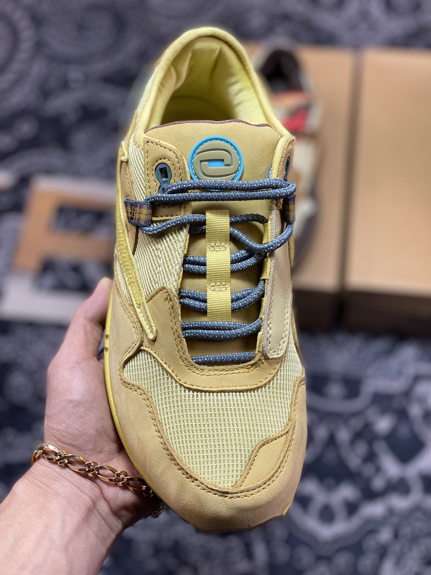 300 Travis Scott x Nike Air Max 1”Wheat/Lemon”改版款低帮慢跑鞋“柠檬黄做旧倒钩”DO9392-700