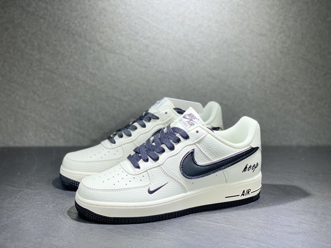 260 Nike Air Force 1 空军一号运动板鞋  BM1996-022