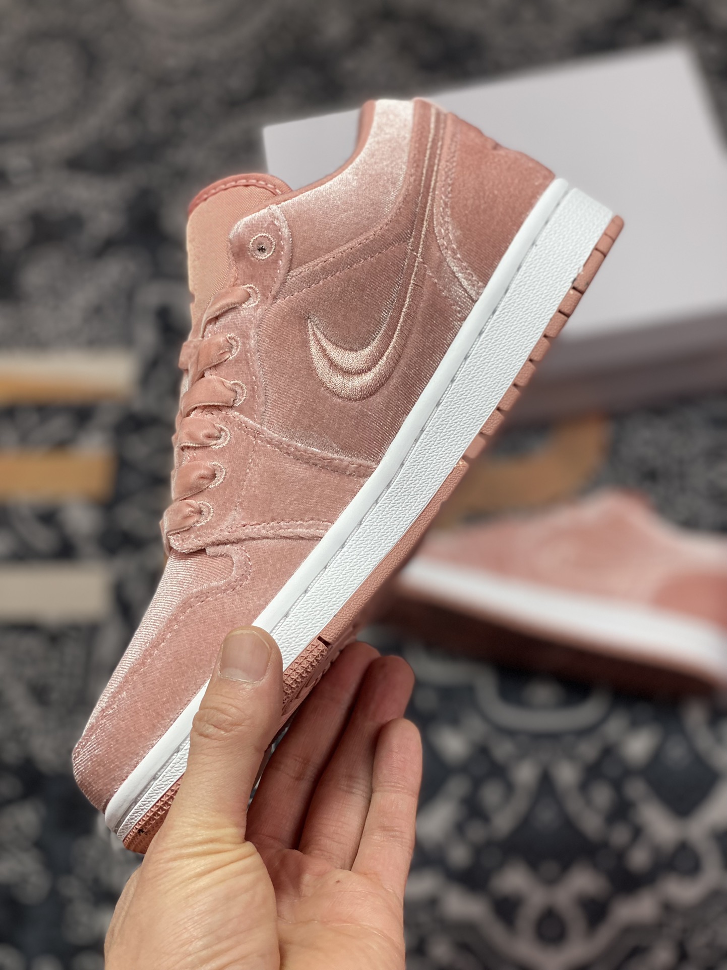 240 优选 原装级别 DT纯原 Air Jordan 1 LowAJ1 ”pink velvet” 粉丝绒 DQ8396-600