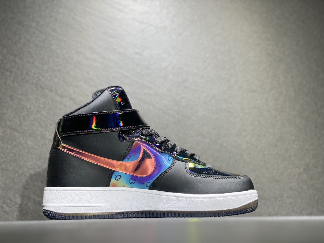 200 Nike Air Force 1 空军一号运动板鞋 DC0831-101