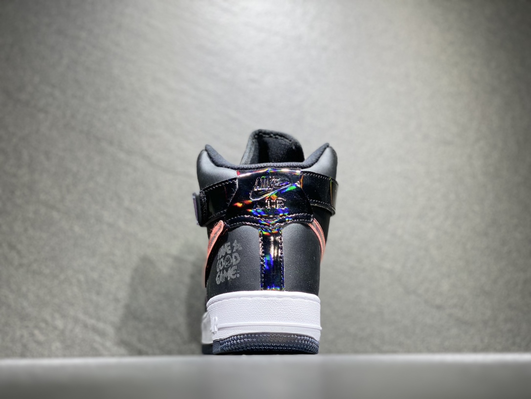 200 Nike Air Force 1 空军一号运动板鞋 DC0831-101
