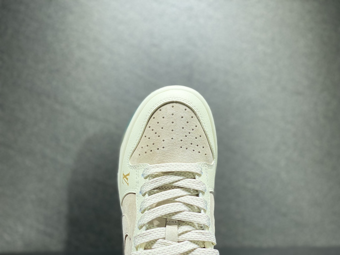 260 Nike SB dunk Low低帮休闲运动滑板板鞋 FC1688-100