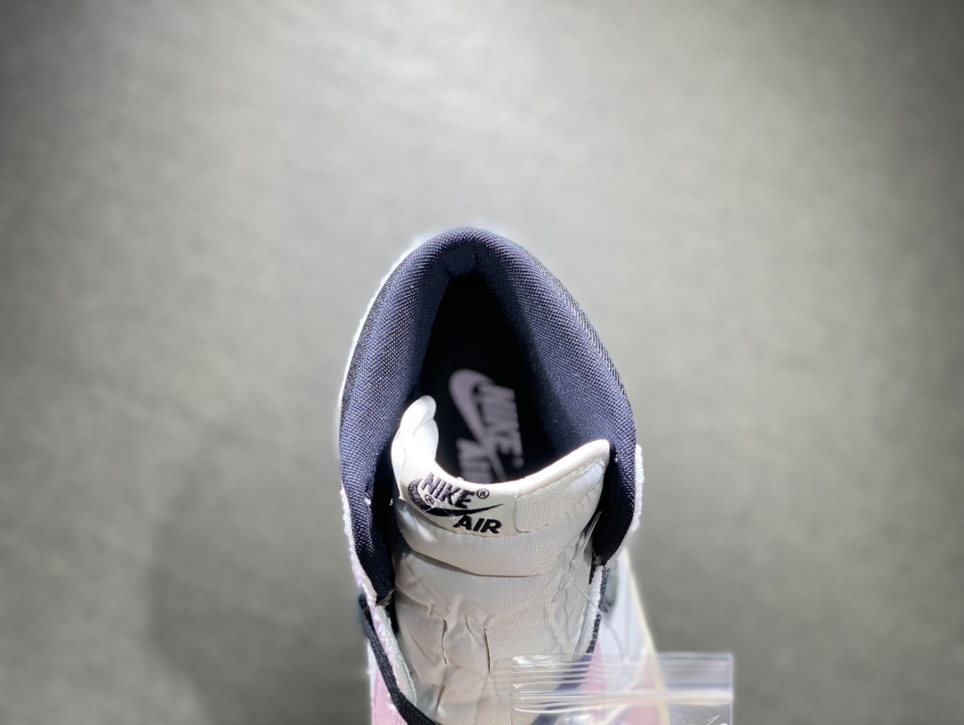 280 Air Jordan 1 high aj1 乔1高帮篮球鞋 DX0054-805