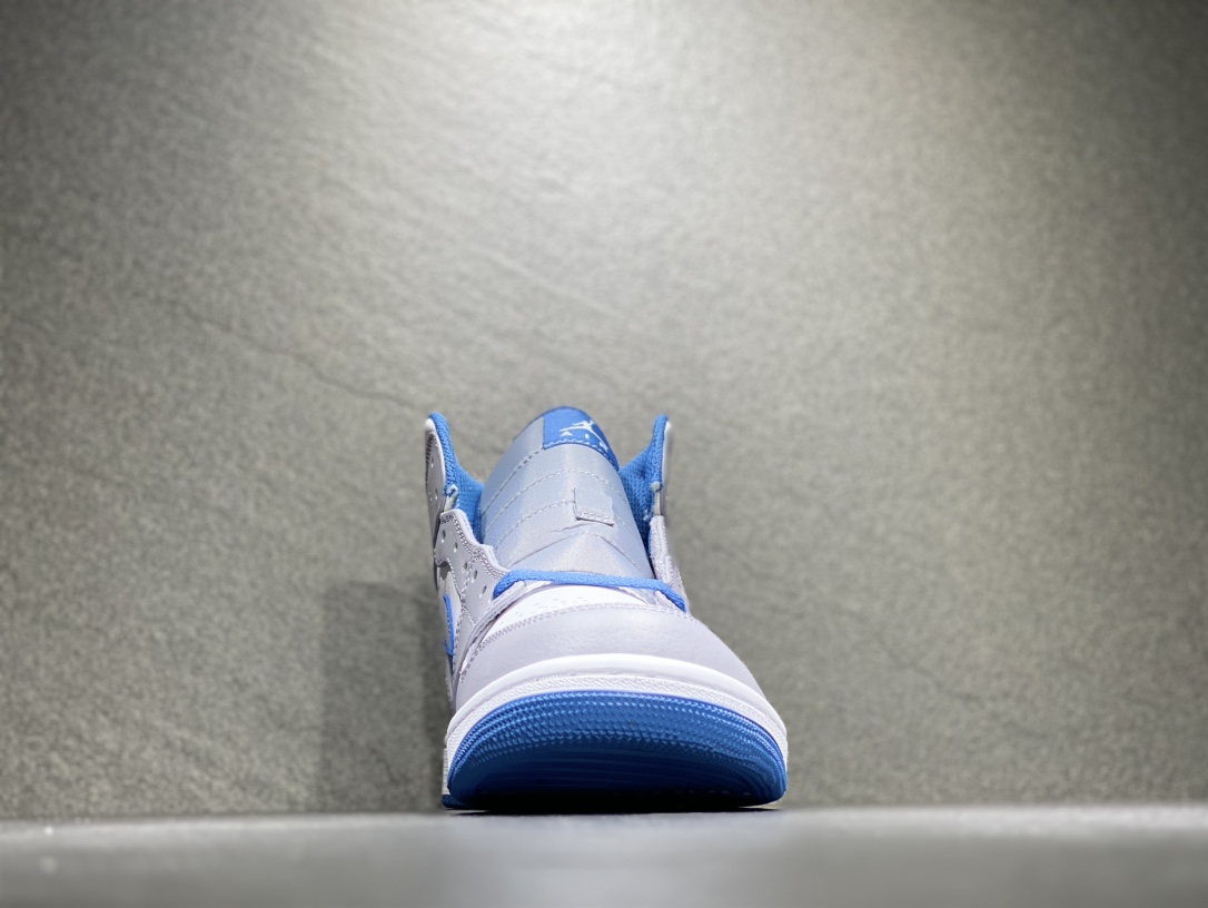 260 Air Jordan 1 mid aj1 乔1中帮篮球鞋 DQ8426-014