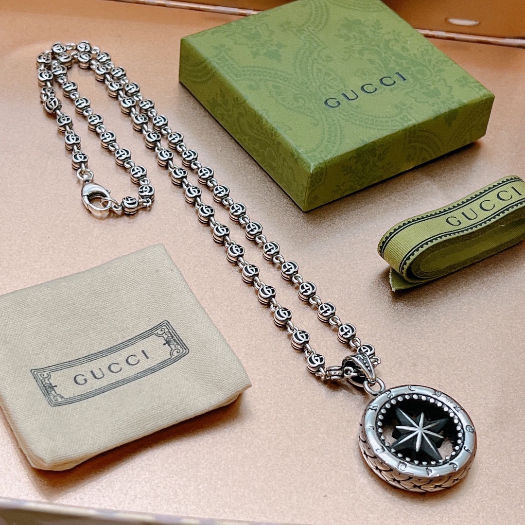 Gucci Jewelry Necklaces & Pendants Vintage Chains