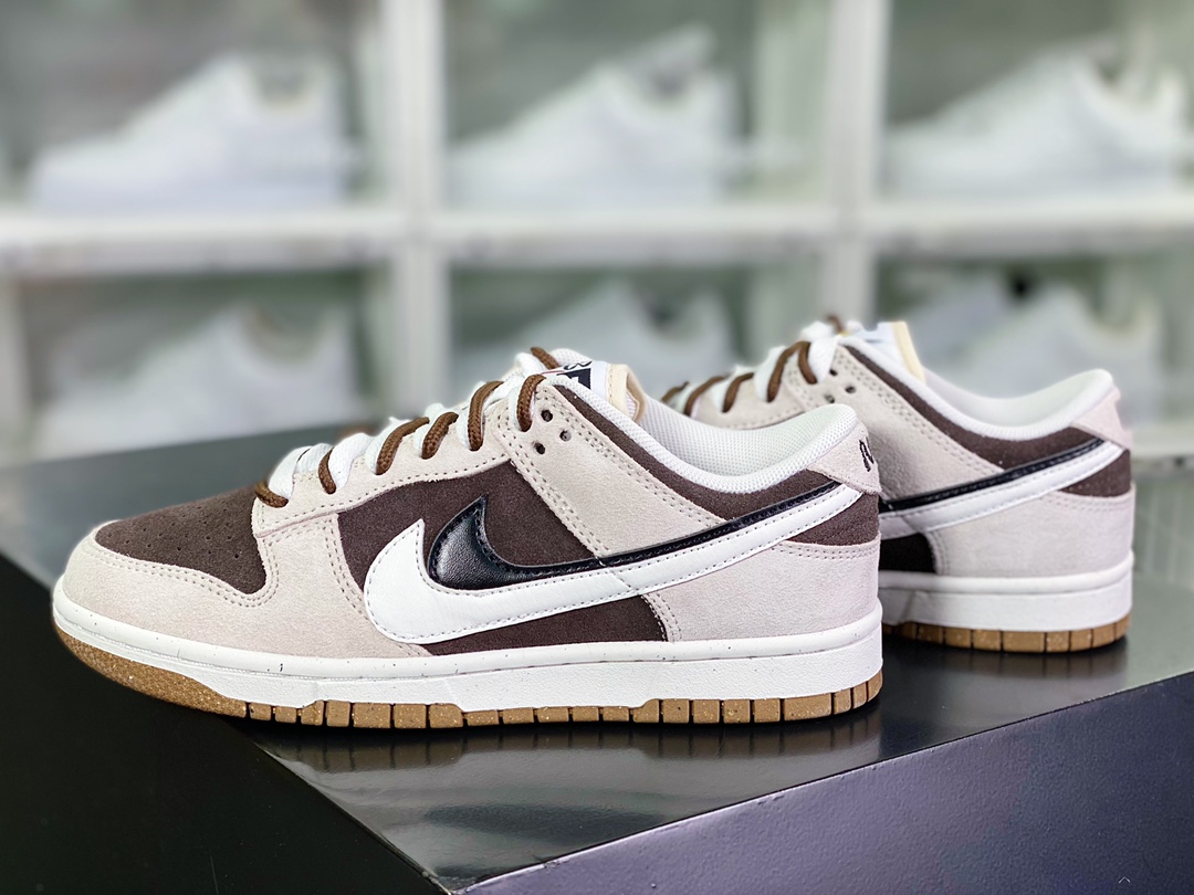 220 SB Dunk Low SE”85 Double Swoosh/Grey/Brown”扣篮板鞋“麂皮浅灰深棕黑白双钩”DO9457-105