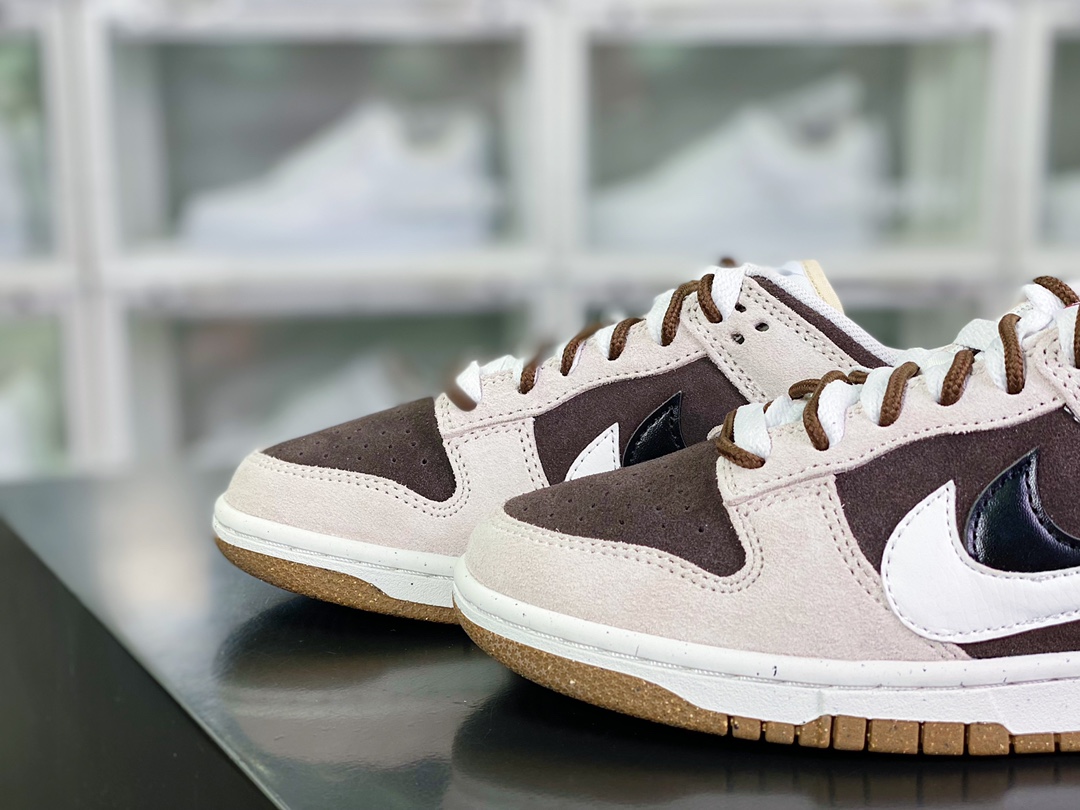 220 SB Dunk Low SE”85 Double Swoosh/Grey/Brown”扣篮板鞋“麂皮浅灰深棕黑白双钩”DO9457-105
