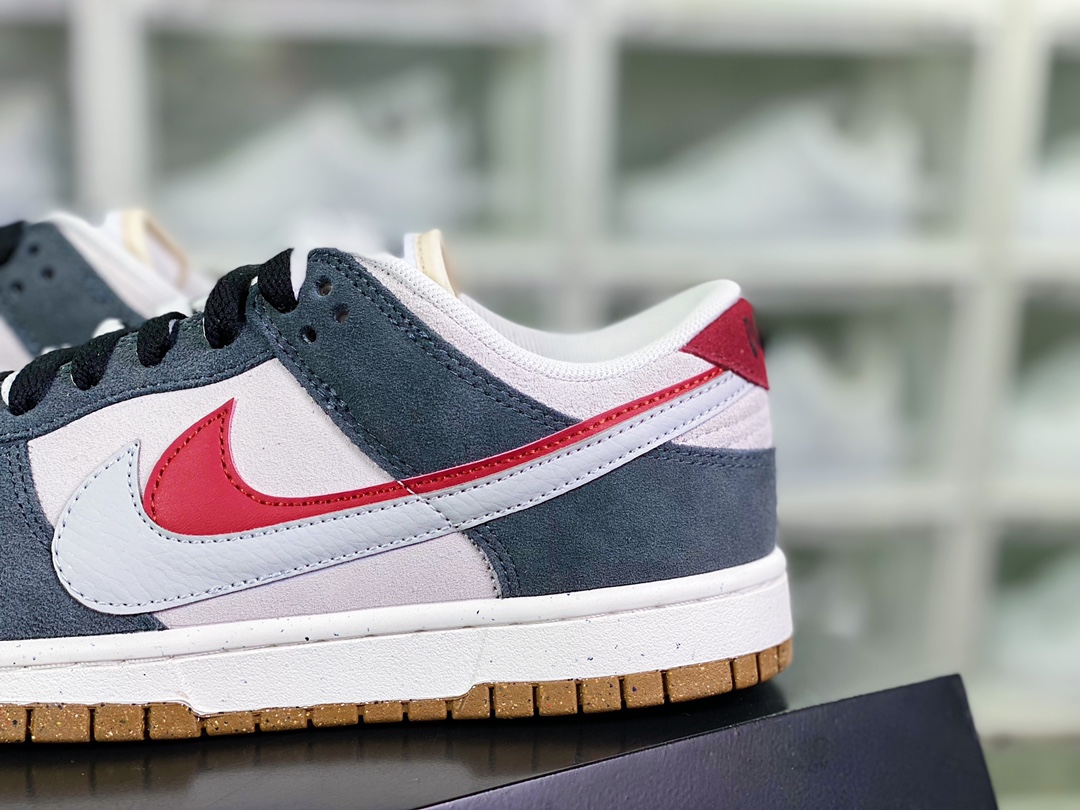 220 SB Dunk Low SE”85 Grey/Red/Black”扣篮系列低帮板鞋“麂皮黑灰红双钩”DO9457-104