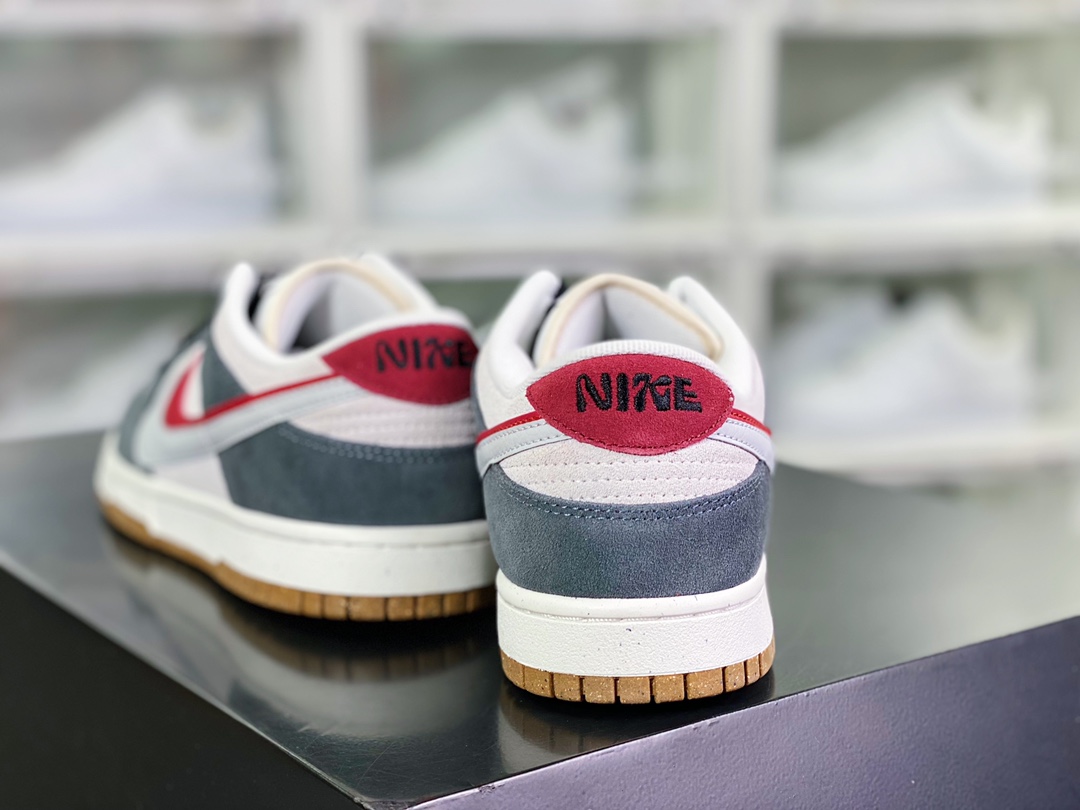 220 SB Dunk Low SE”85 Grey/Red/Black”扣篮系列低帮板鞋“麂皮黑灰红双钩”DO9457-104
