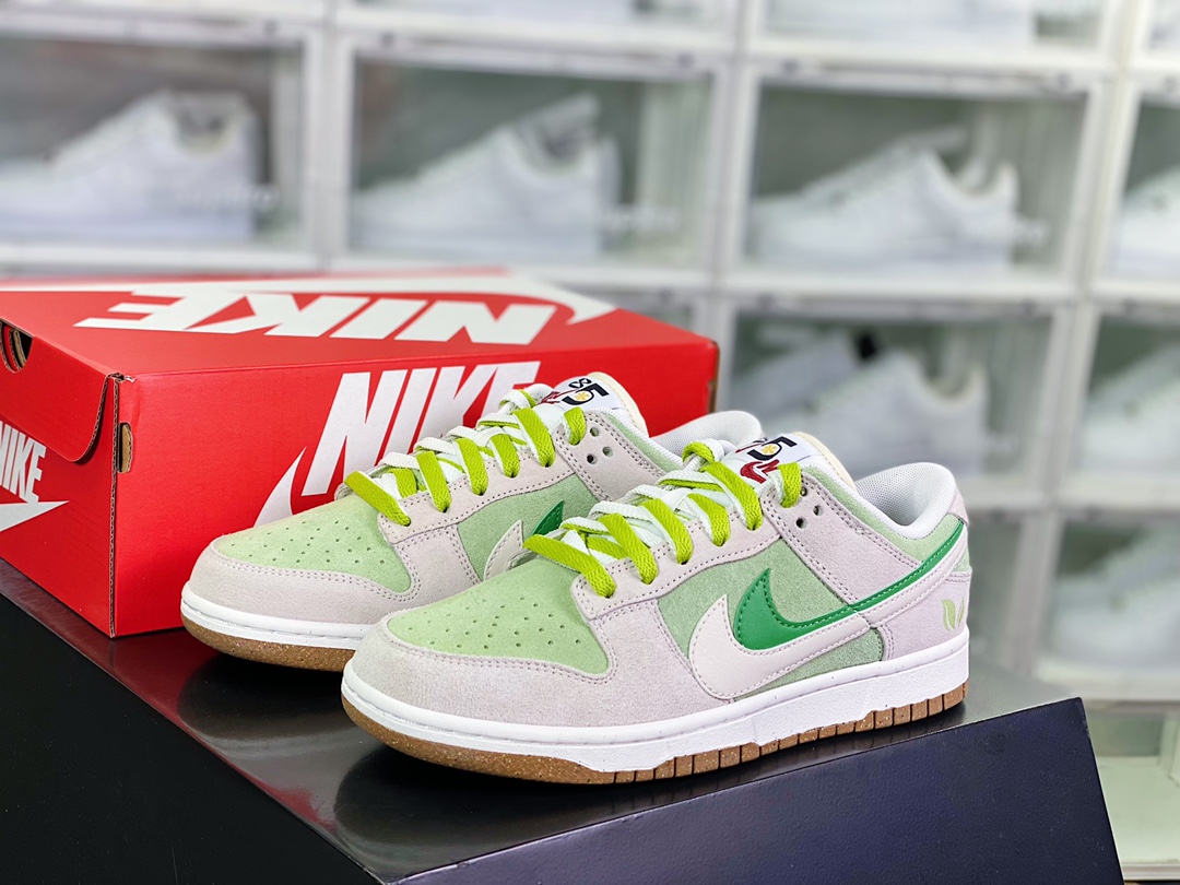 220 SB Dunk Low SE”85 Double Swoosh/Grey/Apple Green”扣篮板鞋“麂皮浅灰苹果绿双钩”DO9457-116