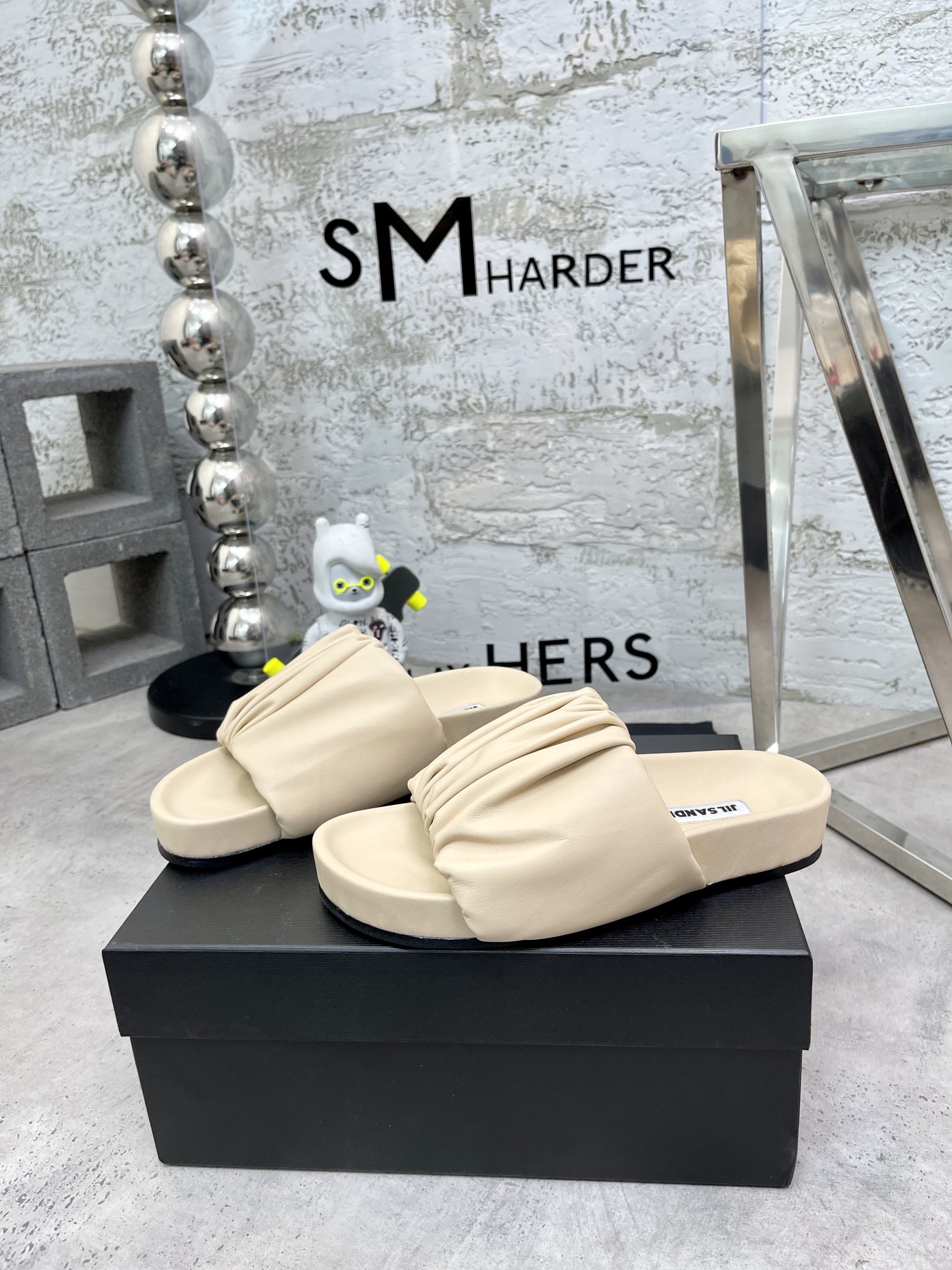 独家爆款Jilsander23褶皱拖