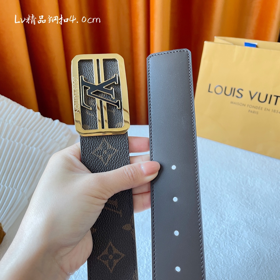 LOUISVUITTON驴牌经典原单品质经典印花配原版平纹底搭配原单精品扣精工制作细节看图实物拍摄高端奢