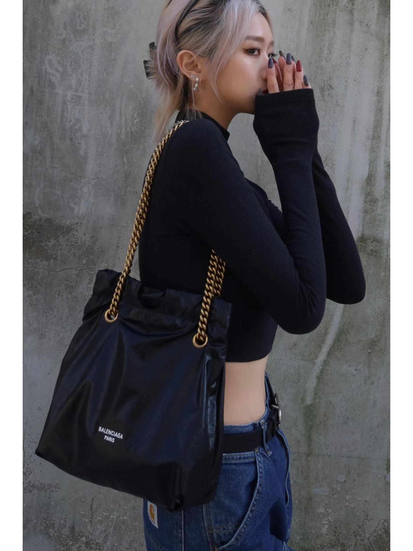Balenciaga Luxury Designer Handbag Shoulder Bag in fine calfskin 3