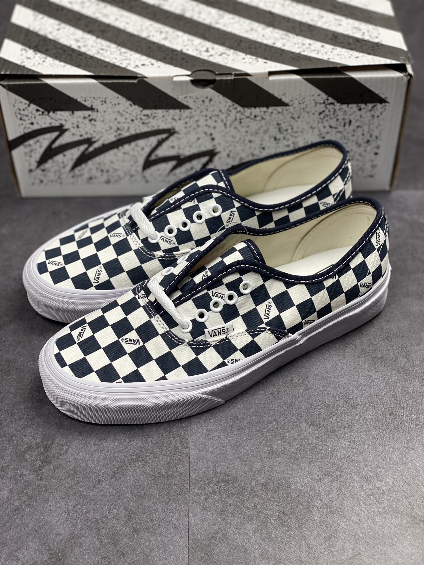 Vans Vault OG Authentic Vans official