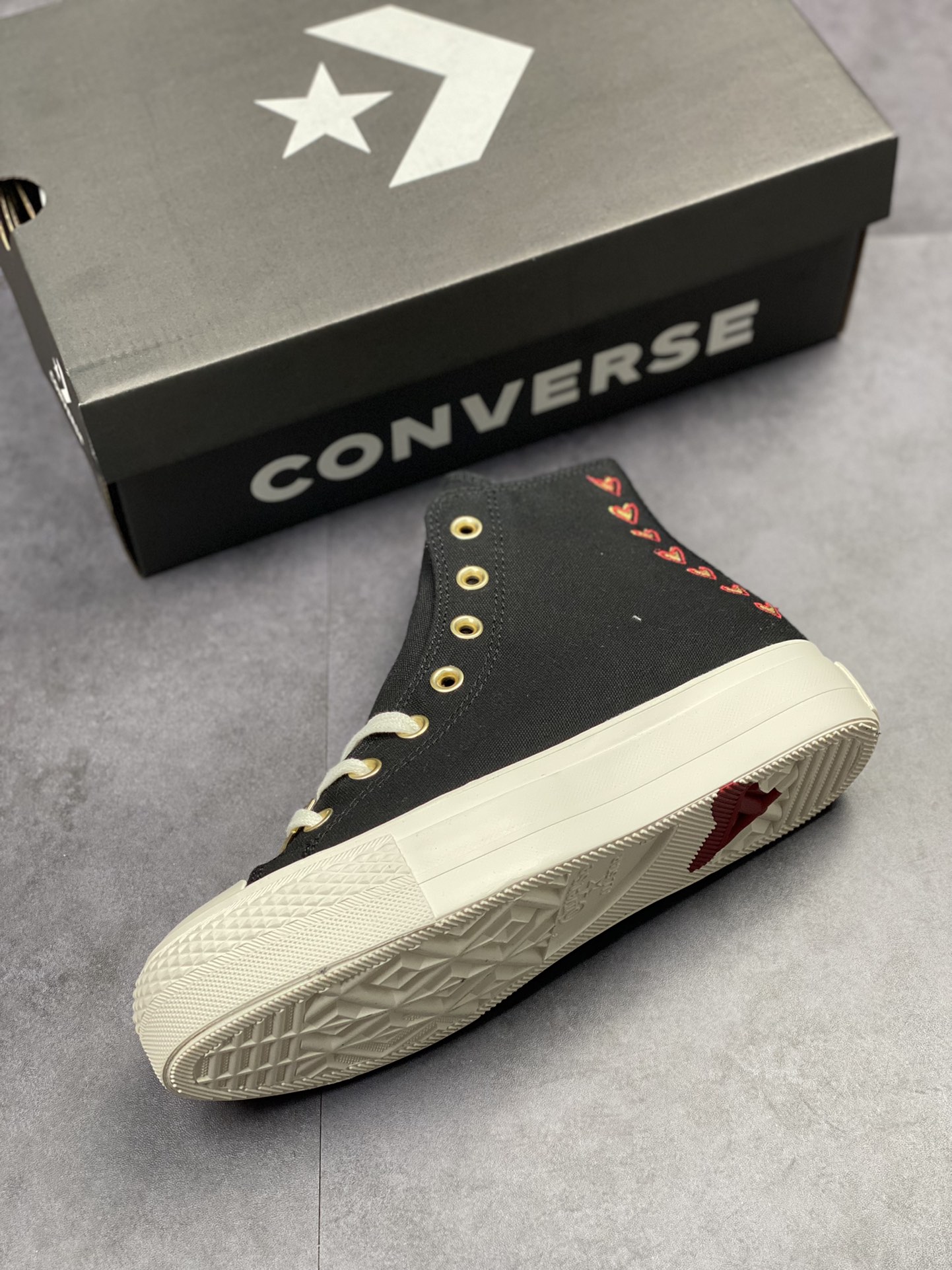 160 匡威Converse 2023年情人节限定款 白A04453C / 黑A05138C