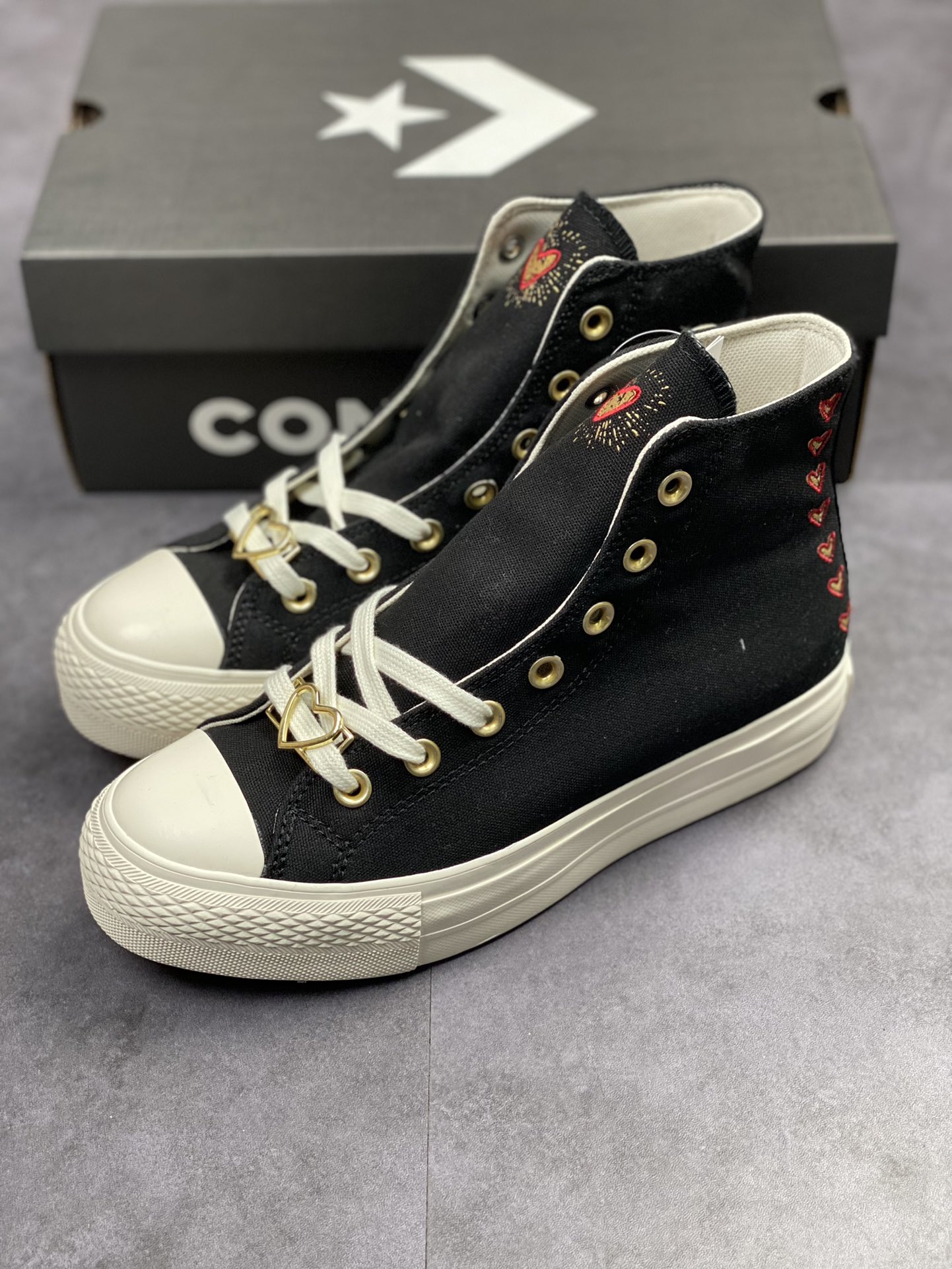 160 匡威Converse 2023年情人节限定款 白A04453C / 黑A05138C