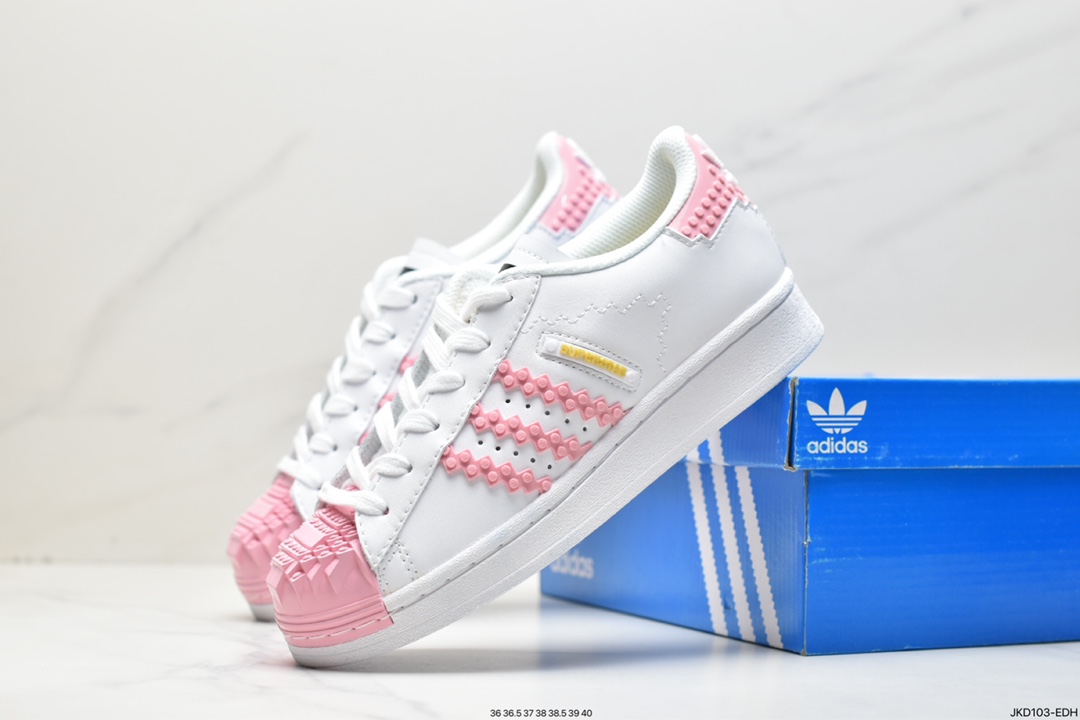 Adidas Clover Originals Superstar ”Sail/Green/Lace” shell toe sneakers GW3970