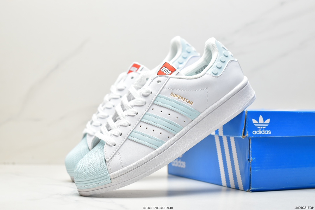 Adidas Clover Originals Superstar ”Sail/Green/Lace” shell toe sneakers GW3970