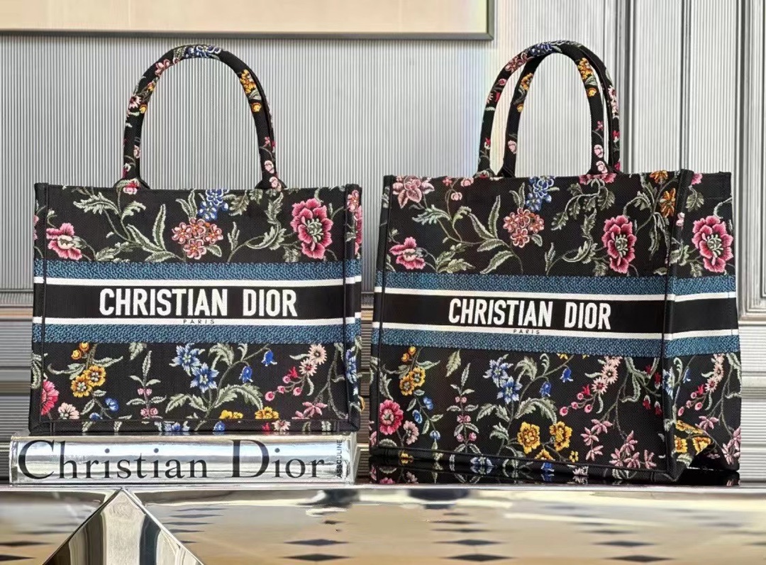 [Dior Women