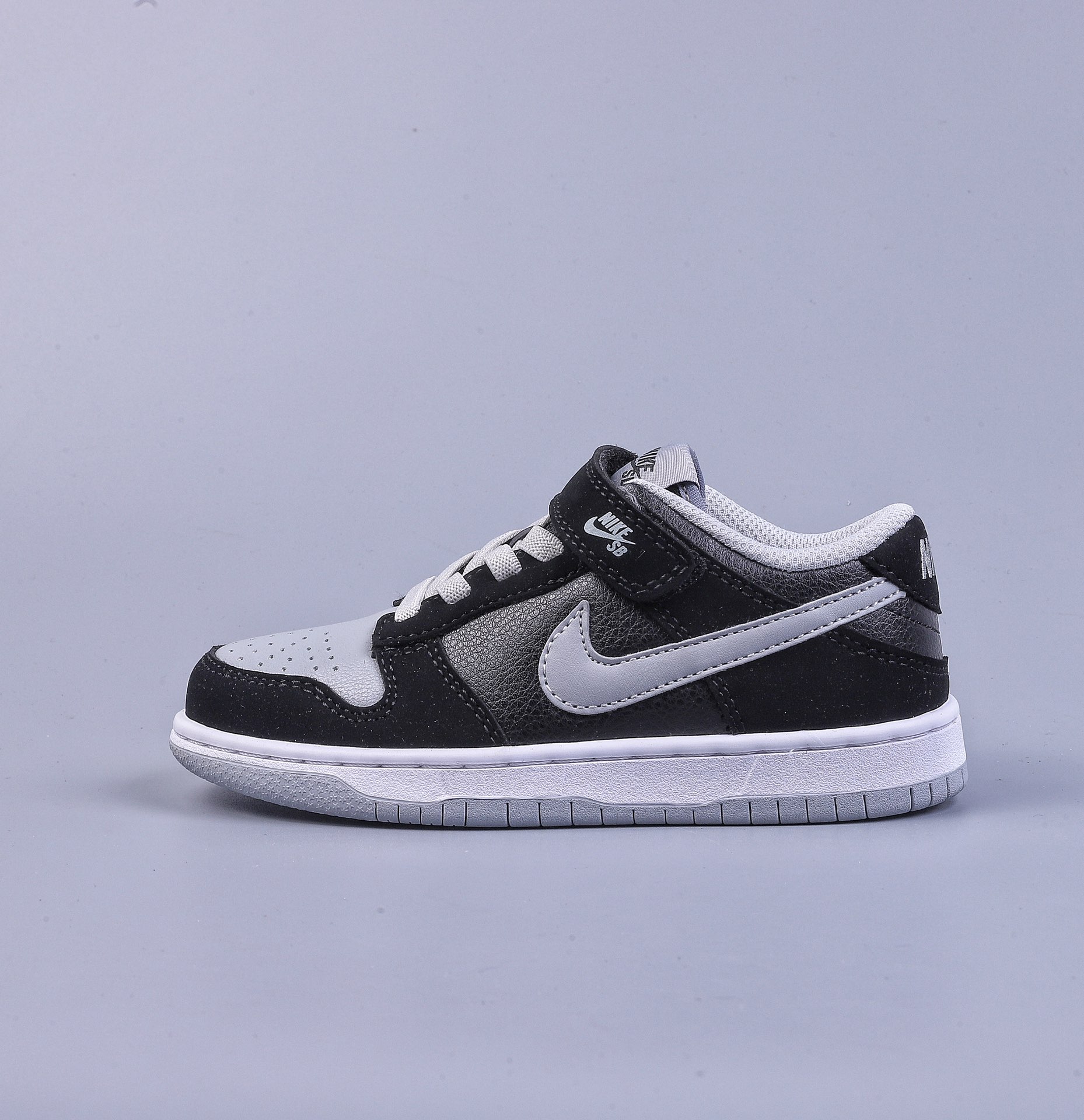 120 Nike SB Dunk Pro 耐克SB低帮时尚童鞋 BQ6817-007