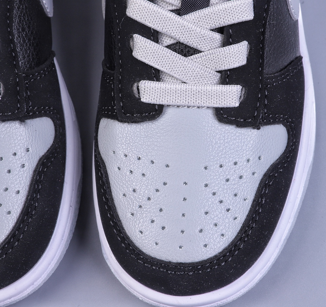 120 Nike SB Dunk Pro 耐克SB低帮时尚童鞋 BQ6817-007
