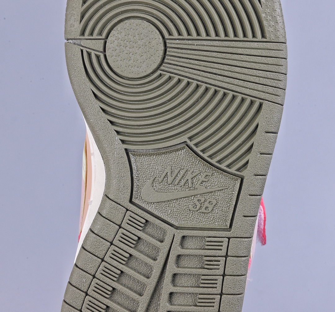 120 Nike SB Dunk Pro 耐克SB低帮时尚童鞋 DJ1173-600