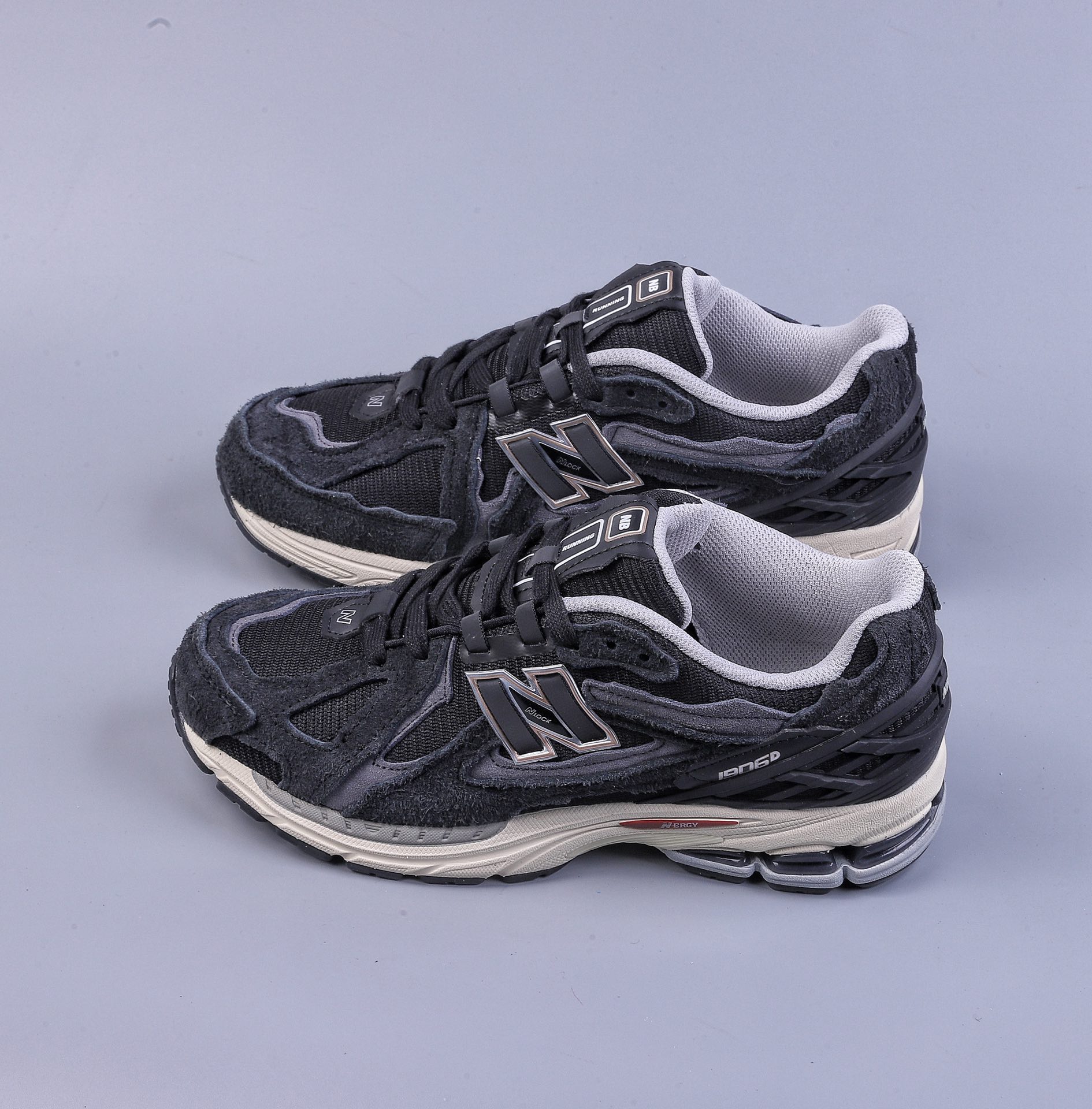 NB 1906R retro casual running shoes black M1906DD