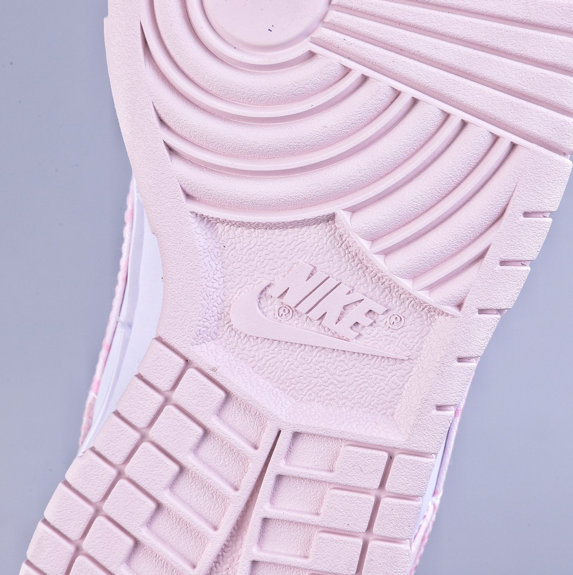 190 Nike Dunk Low ”Pink Paisley” 樱花粉 SB低帮运动休闲板鞋 FD1449-100