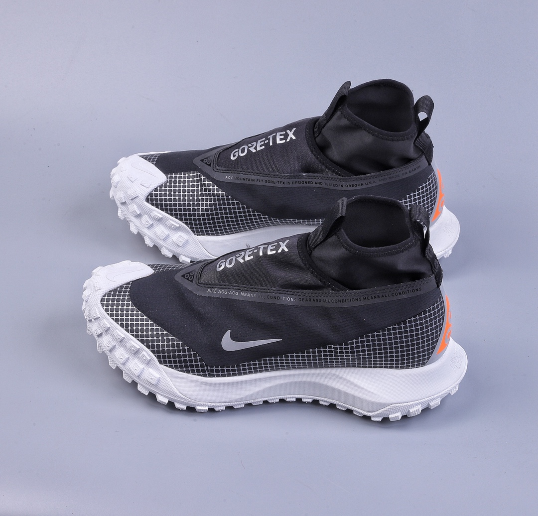 240 Nike ACG Mountain Fly High GORE-TEX ACG户外登山系列越跑高帮休闲运动徒步鞋 CT2904-001