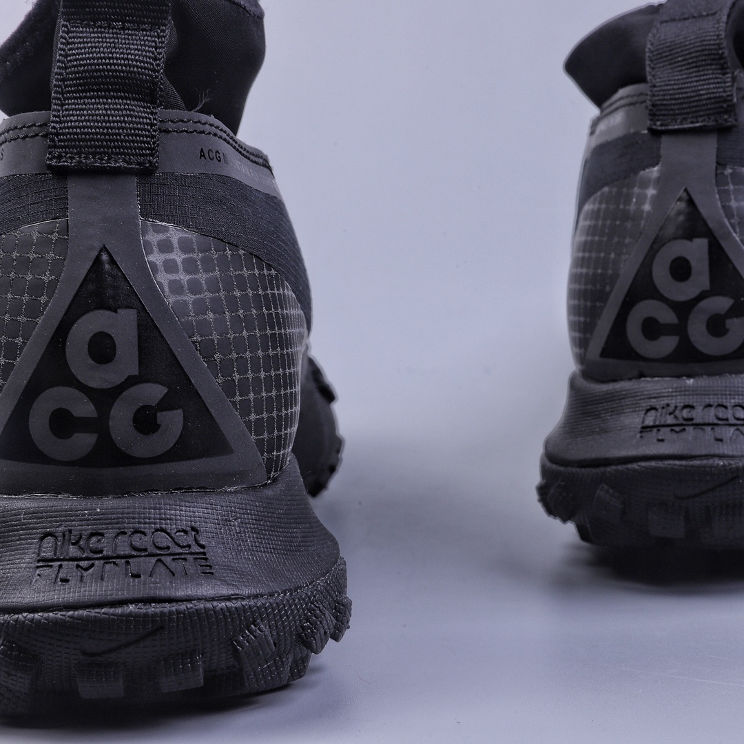 240 Nike ACG Mountain Fly High GORE-TEX ACG户外登山系列越跑高帮休闲运动徒步鞋 CT2904-002