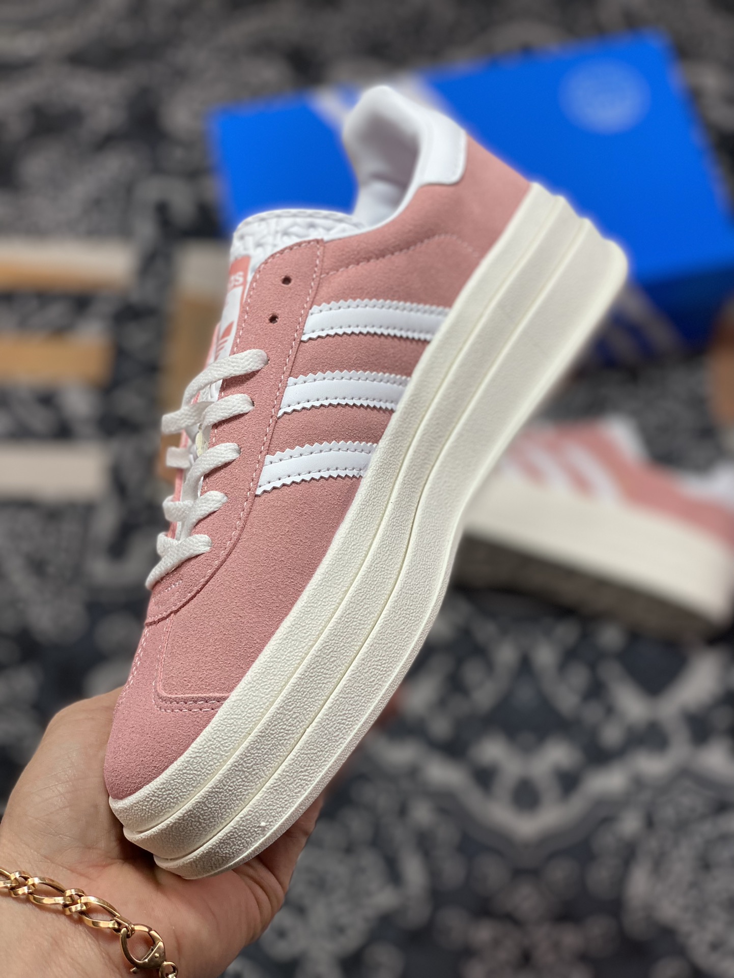 Adidas Originals Gazelle Bold W Gazelle Platform Shoes ”Fleece Sakura Pink White” IG9653