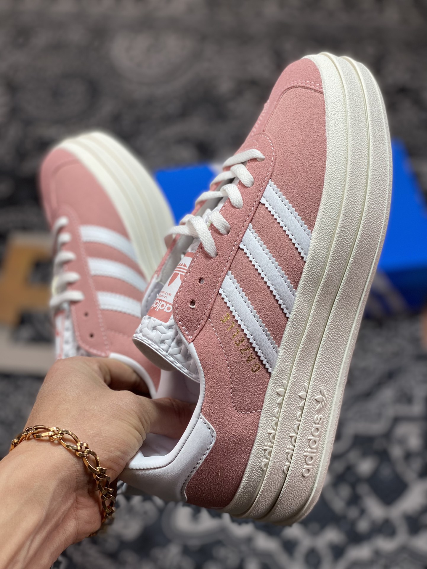 Adidas Originals Gazelle Bold W Gazelle Platform Shoes ”Fleece Sakura Pink White” IG9653