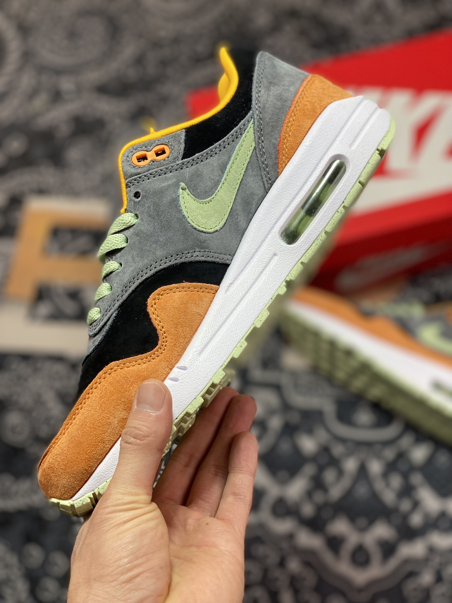 200 Nike Air Max 1 Premium”Ugly Duckling – Ceramic”初代慢跑鞋“黑棕”DZ0482-001