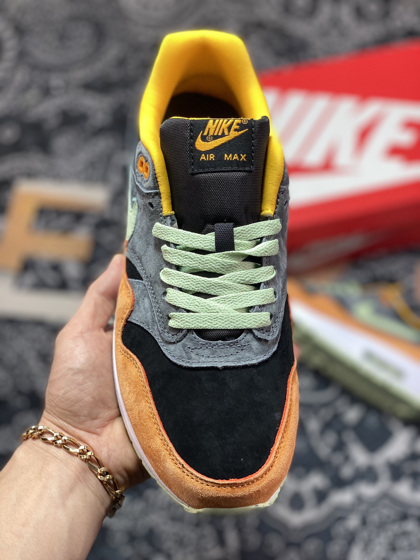 200 Nike Air Max 1 Premium”Ugly Duckling – Ceramic”初代慢跑鞋“黑棕”DZ0482-001