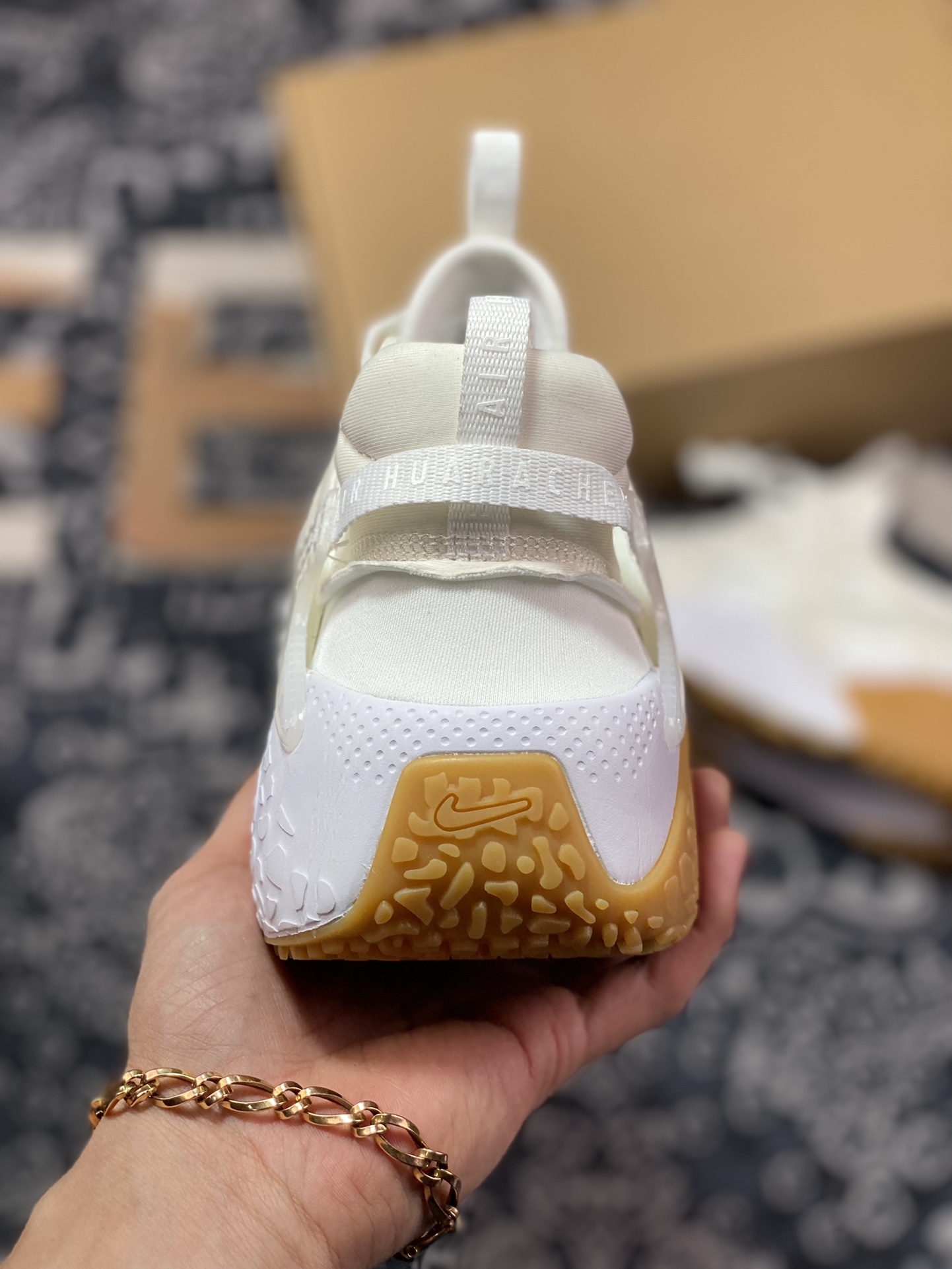 220 Nike Air Huarache Craft”White Gum”华莱士慢跑鞋“布面米白生胶底”DQ8031-101