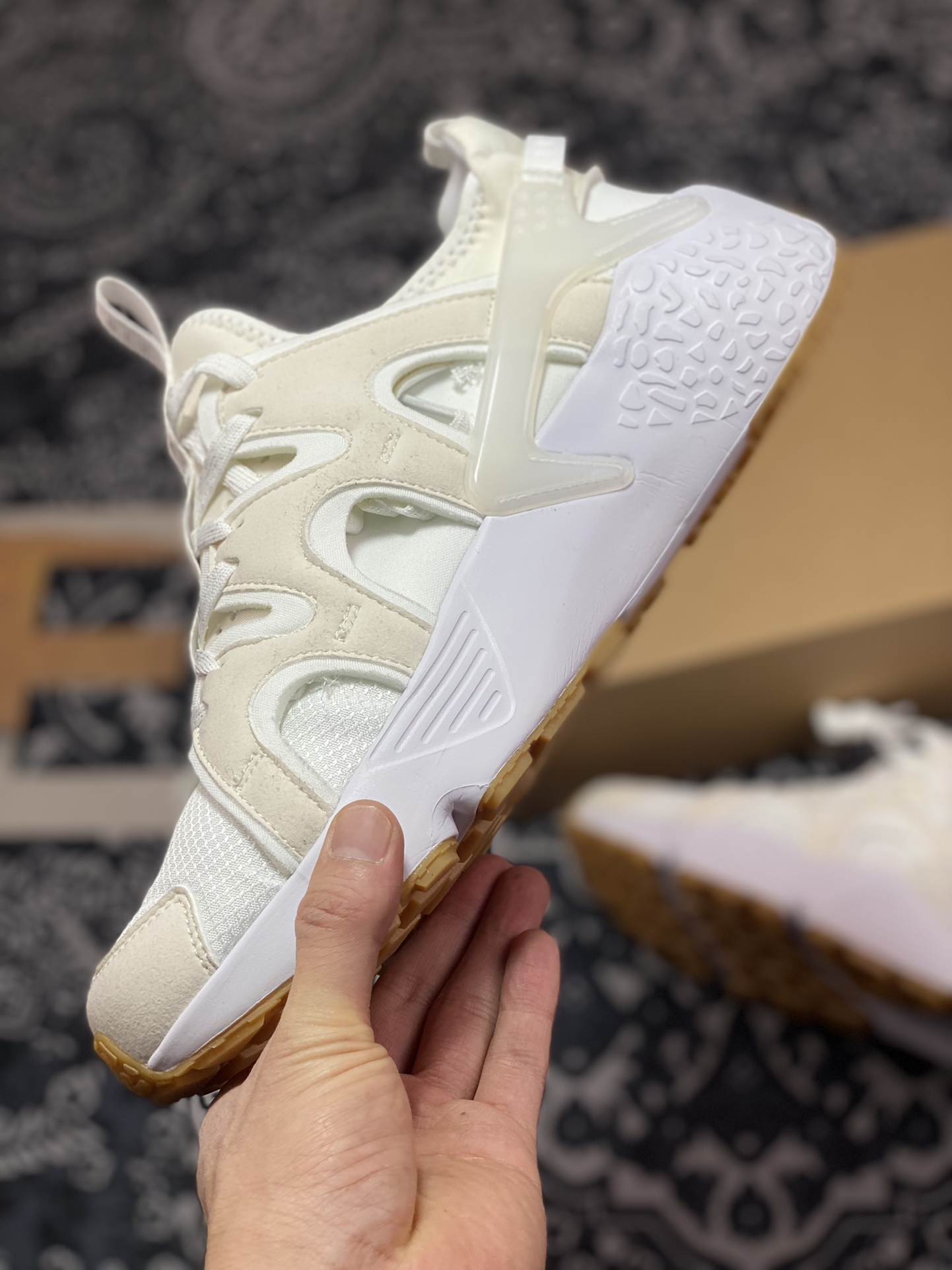 220 Nike Air Huarache Craft”White Gum”华莱士慢跑鞋“布面米白生胶底”DQ8031-101