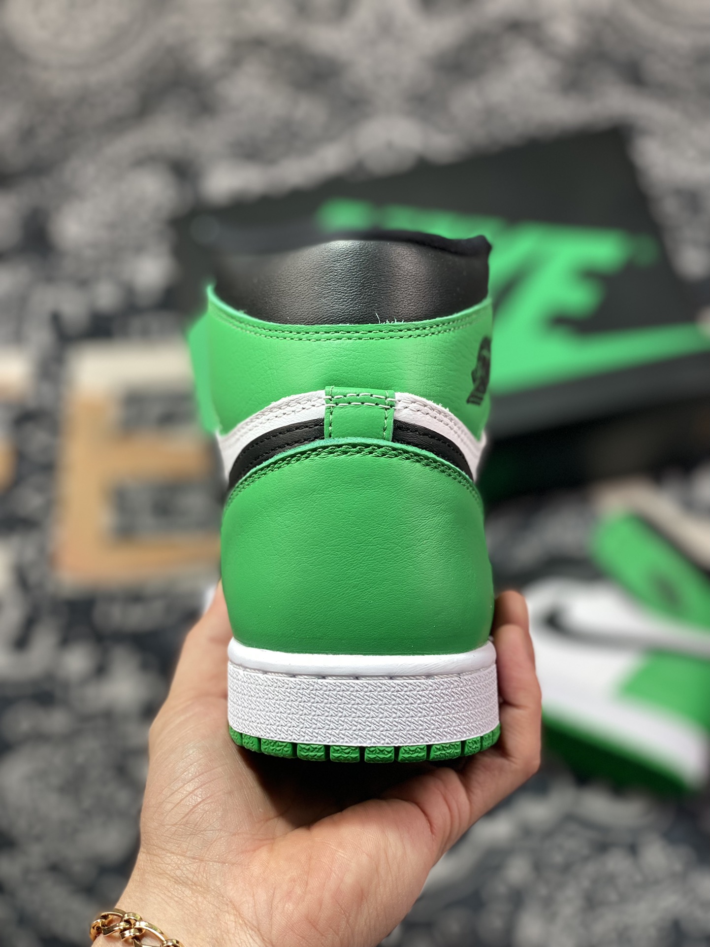 350 原装级别 东莞大厂出品 Air Jordan 1 High ”Lucky Green” 黑绿脚趾 DZ5485-031