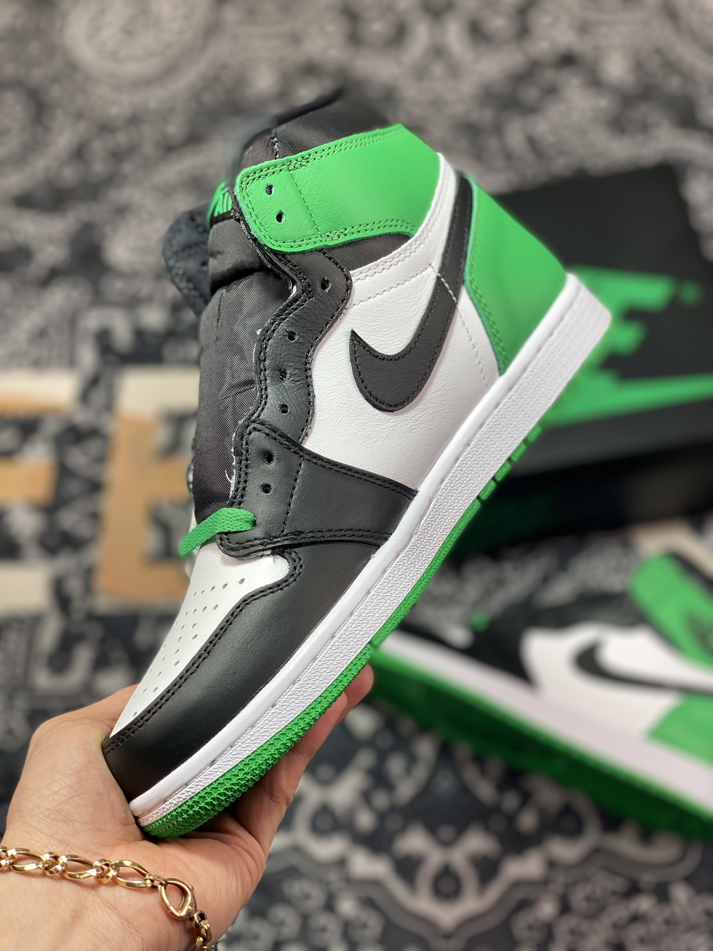 350 原装级别 东莞大厂出品 Air Jordan 1 High ”Lucky Green” 黑绿脚趾 DZ5485-031