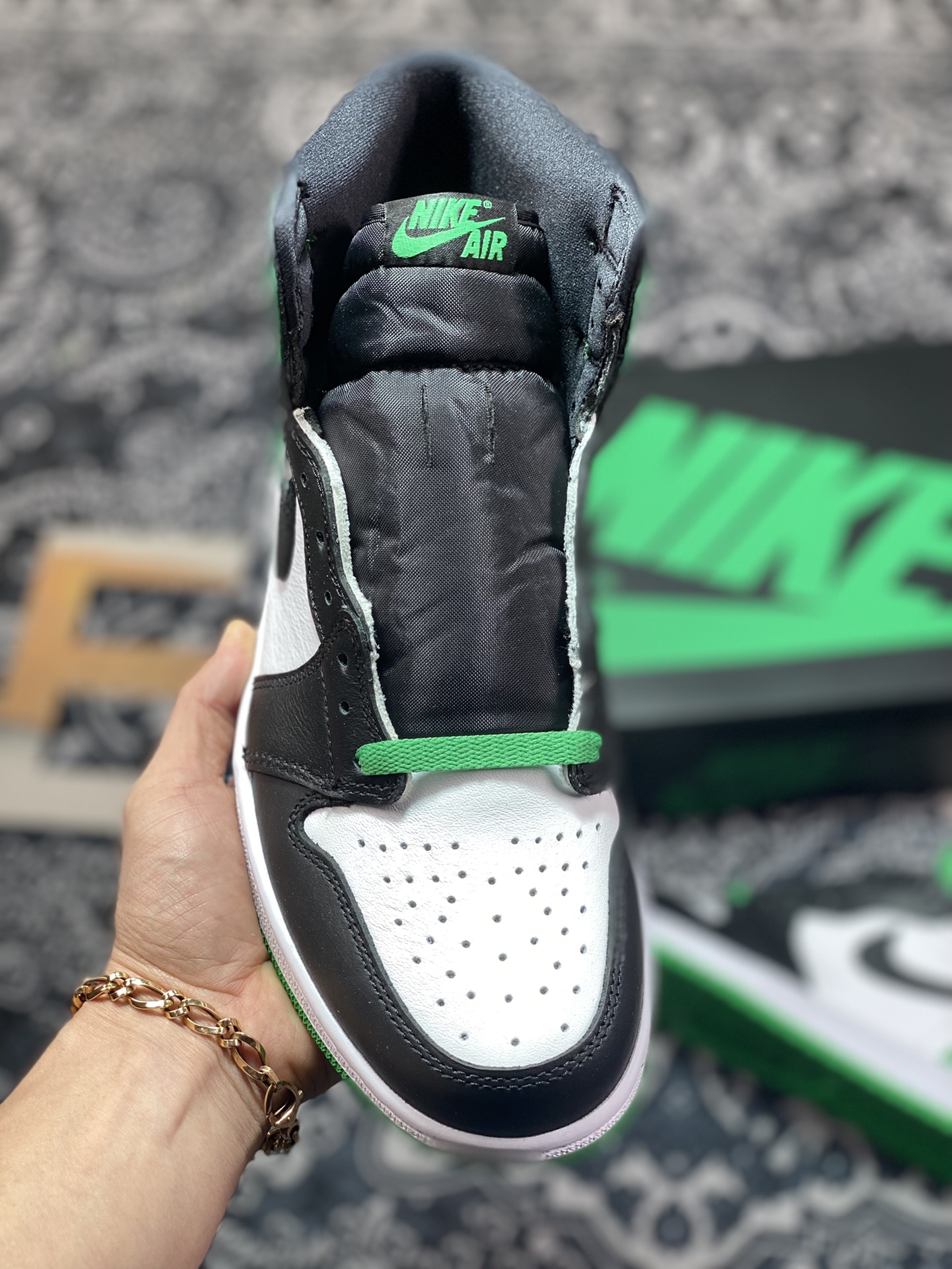 350 原装级别 东莞大厂出品 Air Jordan 1 High ”Lucky Green” 黑绿脚趾 DZ5485-031