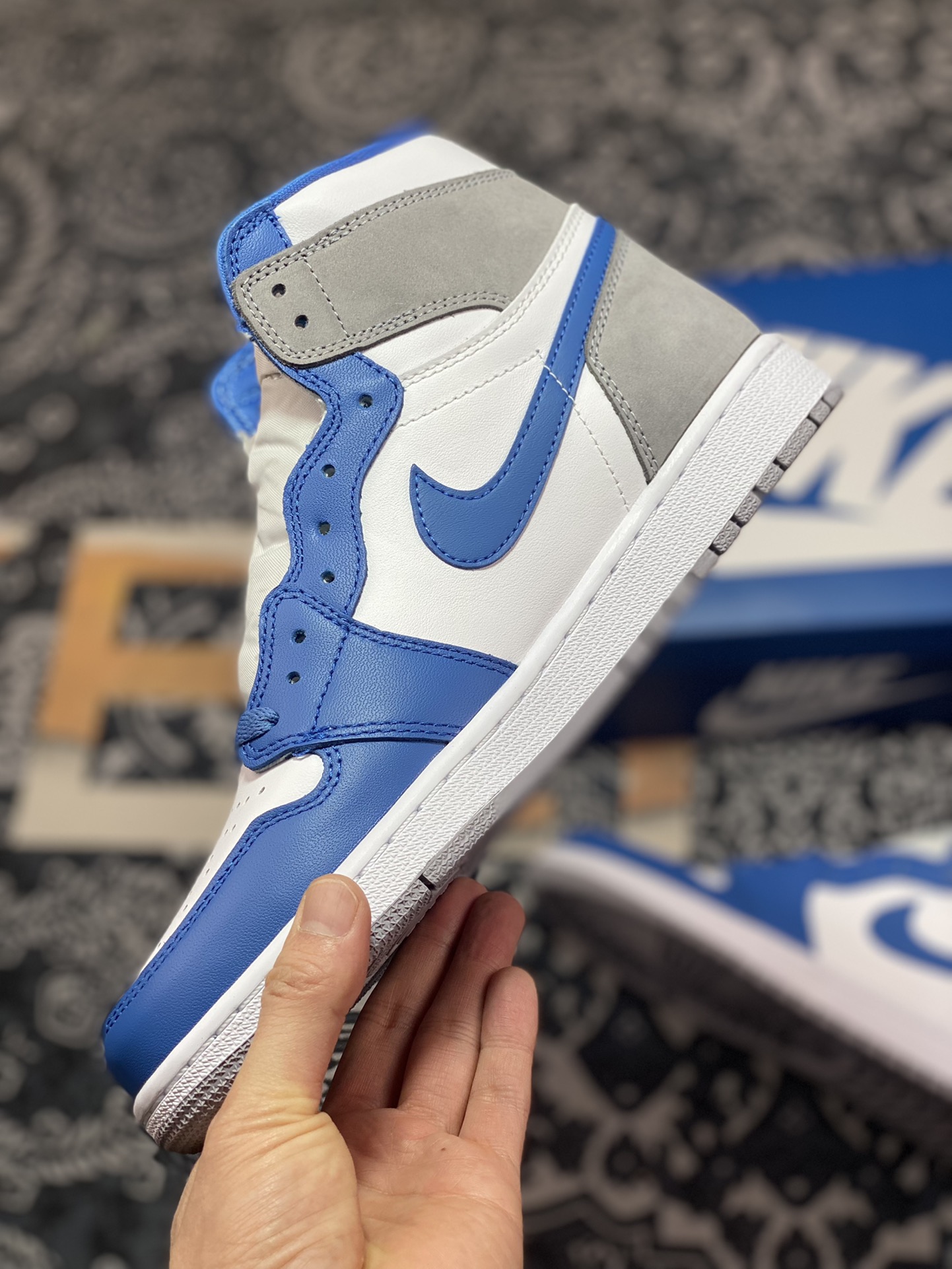 350 Air Jordan 1 Retro High OG”True Blue”AJ1代篮球鞋“白蓝灰”DZ5485-410